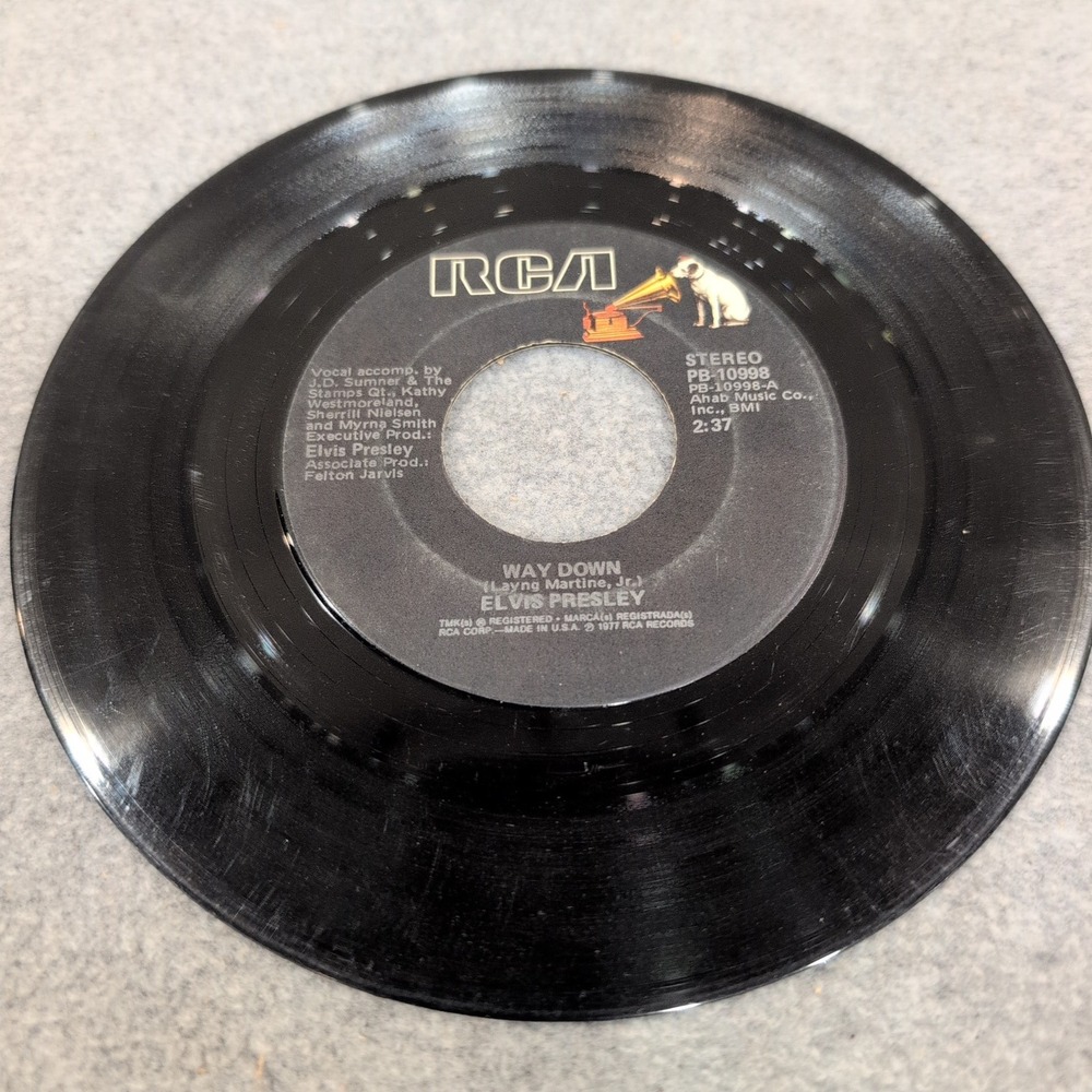 Elvis‎ Presley Way Down Pledging My Love 45 RPM Vinyl Single RCA PB-10998 1977 - Picture 3 of 4